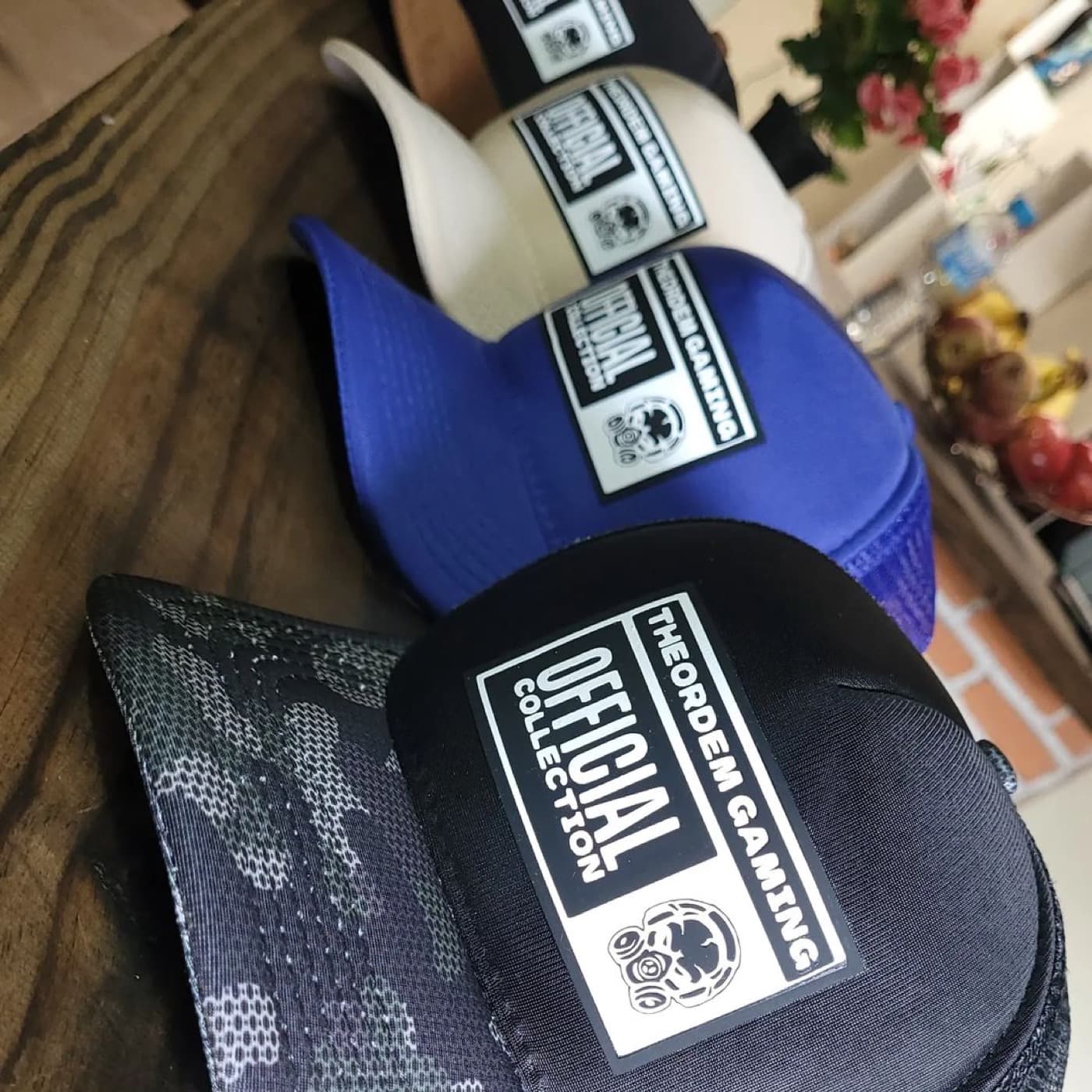 Bonés trucker da Official Collection